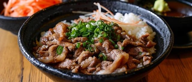 美食打卡普者黑荷花歺廳，不容錯過的當地特色菜肴！