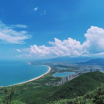 三亞海島游新體驗!大東海區哈曼酒店:絕美海景、網紅泳池與地道美食的完美邂逅