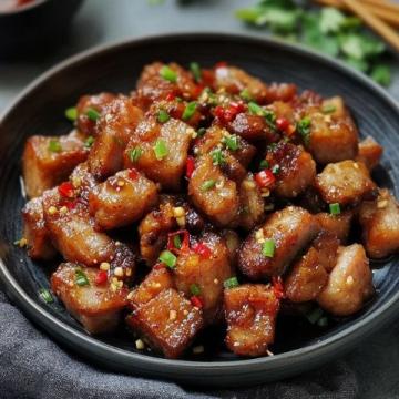 紅燒肉用白沙糖好還是冰糖好？一碗紅燒肉里的甜蜜秘密