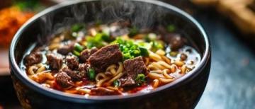 如何制作美味牛雜面的牛雜部分？
