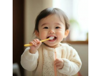 如何科學護理嬰兒牙齒：早期清潔與日常保養指南