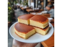 為什么外面的肉松餅吃著這么香，自己在家做的卻一點也不松軟好吃呢？其實是你少放了一