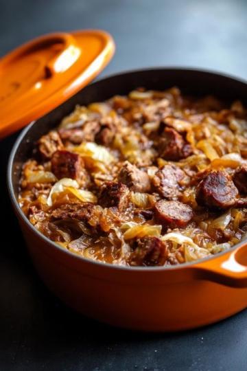 家常美食圖鑒：蒜蓉空心菜、醬爆肉丁等經典做法