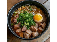 經典東北風味：豬肉燉粉條軟爛入味