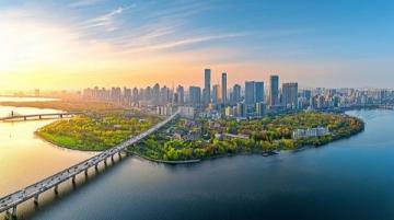 沈陽這座充滿魅力的都市,既有悠久歷史文化,又有現代都市氣息;一天時間玩轉沈陽,不妨嘗試以下行程!