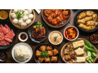 長沙校園食堂驚現(xiàn)臨期食品，家長憤怒揭露病毒隱患