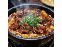 寒冬一人食：升降電火鍋輕松做藤椒羊肉面