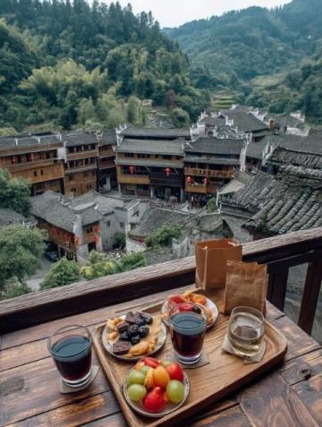 長汀客家美食節盛大開幕，汀江畔的味蕾盛宴吸引八方來賓