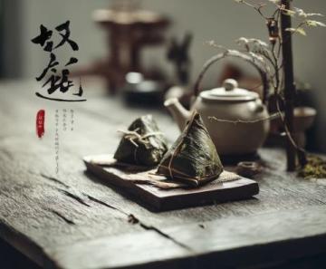 龍年春節(jié)即將來(lái)臨,瀘州粉蒸泥鰍再次成為人們思念家鄉(xiāng)美食的理由