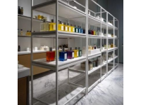 在北展拍完玫瑰花園，聽說俄優品是北京最大的俄羅斯商品超市，里面的俄羅斯商品最全
