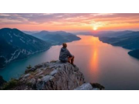 勇往直前的獨(dú)行者：獨(dú)自旅行的自我成長與世界探索之旅