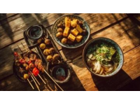 誰說麗江是美食荒漠，我一天三頓不重樣,看九九在麗江一天到底吃什么？粑粑啦