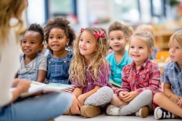 如何做一位小學生的稱職父母,老師負責教知識,父母負責協助教小朋友的三觀