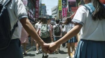 我?guī)闳ンw驗(yàn)我最新最酷的明洞之旅