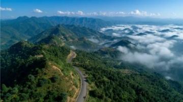 探秘衢州常山白馬山:登山愛好者的絕美隱秘天堂,盡覽壯麗風景與自然奇觀!