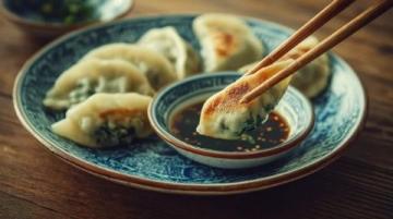 用英語介紹中國傳統(tǒng)美食:餃子的故事與發(fā)展歷程