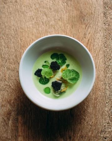 白菜豆腐三鮮湯：簡(jiǎn)單營(yíng)養(yǎng)的家常美味佳肴