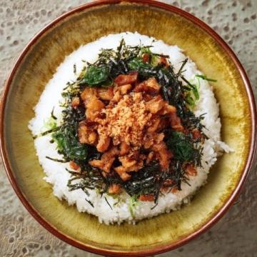 日本鰻魚(yú)飯的魅力：精細(xì)烹飪的藝術(shù)