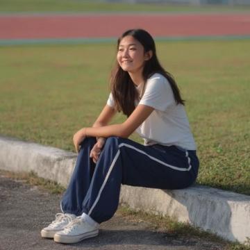 衡水女孩高考707分北大生變海軍戰士:青春在磨礪中閃光