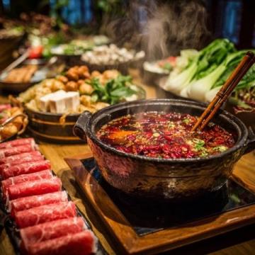滄州旅游攻略:鐵獅子、雜技大世界必游,火鍋雞不容錯過!