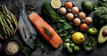 高磷食物推薦:堅果類、動物內臟、海鮮、粗糧類、奶制品等