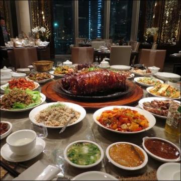 穿越時空的味覺旅程：杜公館百年傳奇與鮑魚紅燒肉的文化之旅