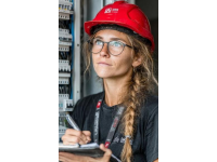 電工操作技能，電工就業前景如何？未來發展會怎樣？