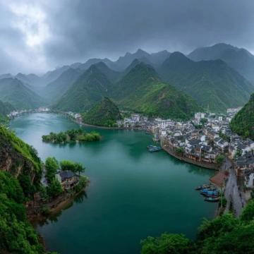 假日出游必看！去重慶金佛山，徒步、耍水、泡溫泉，戶外運動，超級治愈