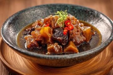 百年傳承，回味無窮的宮保雞丁傳奇