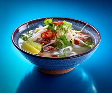 粉蒸肉是一道經典的中式菜肴，肉質軟糯，米粉香濃，口感豐富,以下是詳細的做法