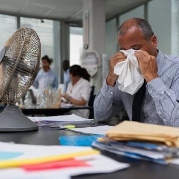 高溫來襲：防暑降溫小貼士，守護健康每一天