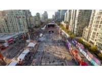 南寧五象新區(qū)地攤經(jīng)濟火爆，寫字樓熱度不及網(wǎng)紅夜市