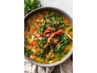 滋補(bǔ)雞湯做法分享，簡(jiǎn)單幾步get√，孩子常喝身體好！