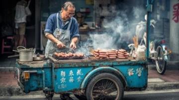 成都美食探店攻略：必去街區與名店推薦（撫琴夜市）