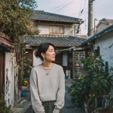 女大學(xué)生放假回家一日生活實(shí)錄:平凡中的小確幸與美食傳承