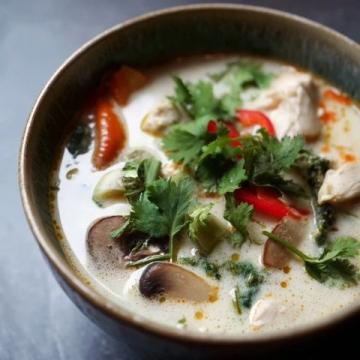 經(jīng)典法式奶油雞菇燉湯