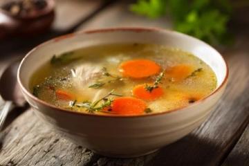 秋季滋補養生必備:山藥燉雞湯的做法與營養解析