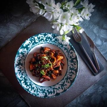 簡單又美味：冬日必備章魚丁炒飯做法詳解