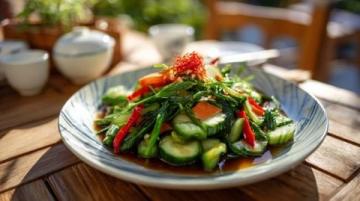 春末養(yǎng)肝菜清蒸蘆筍百合炒蝦仁美味方便