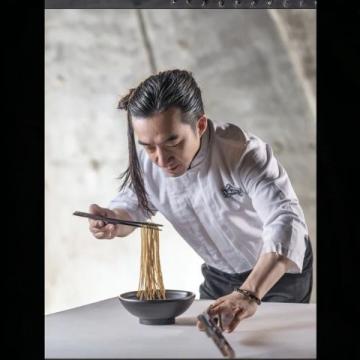 56歲烹飪大師陳杰因病去世，生前熱愛健身享譽業界多年