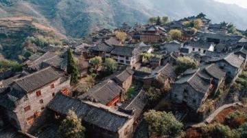 貴州畢節(jié)清晨美景:老城區(qū)里的生機(jī)與寧?kù)o
