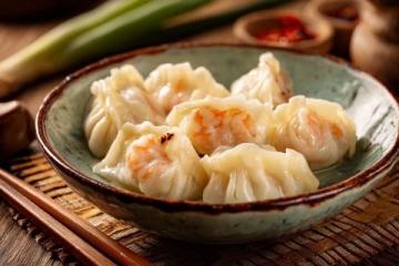 西北政法大學(xué)舌尖上的“西崔國(guó)際”：美味餛飩與炸雞飯推薦