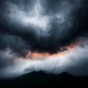 暴雨天氣防災攻略：如何預防山洪泥石流等災害？