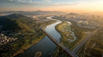 潛江市老新鎮(zhèn)周邊一日游:美麗東荊河大堤、新溝的商業(yè)中心與龍灣章華臺(tái)古跡