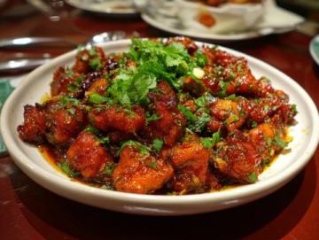 梅菜扣肉秘籍：家常美味制作指南，蒸出幸福滋味！
