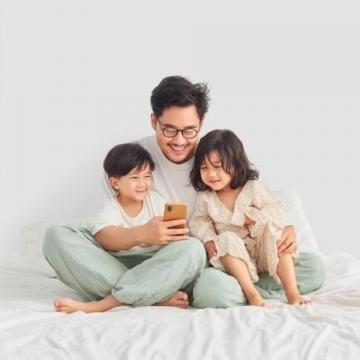 今日父親節|爸,您朋友圈為啥總是三天可見?
