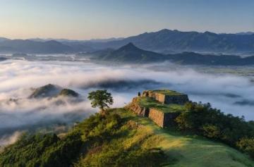 舟山是個極具魅力的旅游勝地,一日游或者兩日游皆適宜