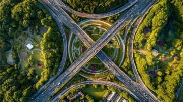 掌握美國高速公路繳費指南:避免收費路段、了解電子繳費系統及其使用方法
