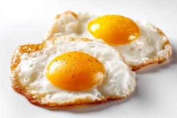 成都夫婦生吃皮蛋中毒住院,醫(yī)生警告不宜直接食用