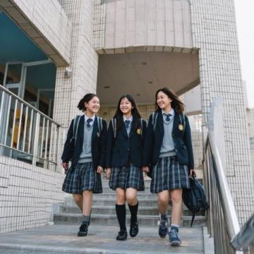 初中英語上冊：掌握關鍵英語知識點與實用英語運用技巧